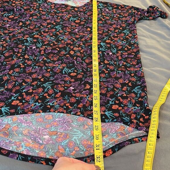 (3/$15) LulaRoe Irma size XXS. Floral print Oversized tunic - Picture 8 of 8